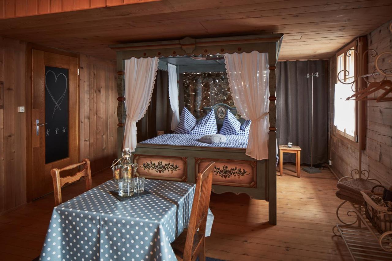 Nostalgie Bed & Breakfast Chraemerhus Curaglia Exterior foto