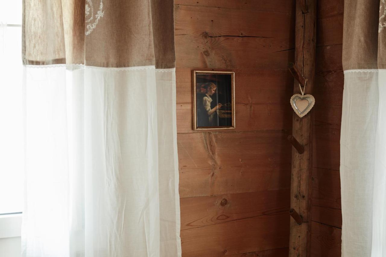 Nostalgie Bed & Breakfast Chraemerhus Curaglia Exterior foto